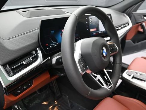 New 2026 BMW X2 xDrive28i w/ Technology Package AWD/4WD image 18
