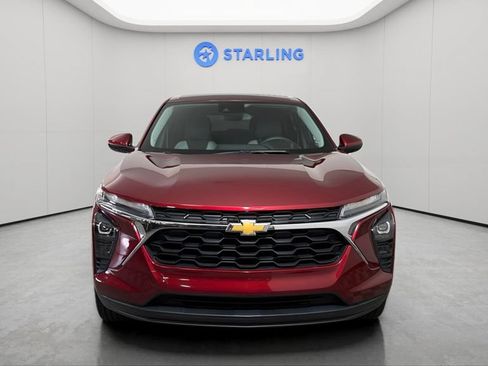 Certified 2024 Chevrolet Trax LS w/ LS Convenience Package FWD image 15
