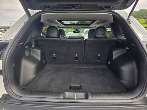Used 2019 Jeep Cherokee Limited FWD image 31