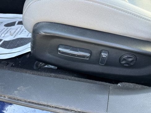 Used 2018 Honda Accord EX image 7