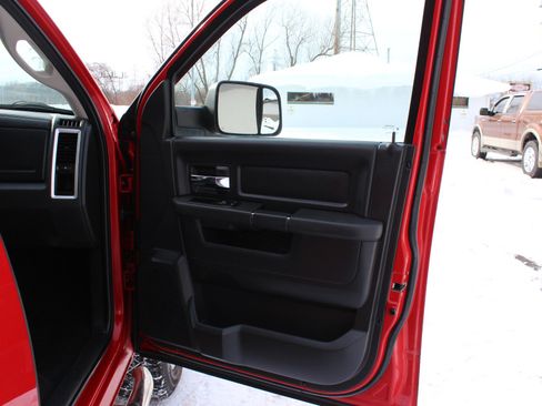 Used 2012 RAM 1500 Sport w/ Sport Premium Group image 31