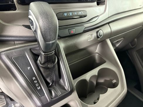 Used 2022 Ford Transit 350 XLT image 30