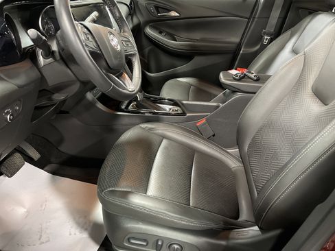 Used 2023 Buick Encore GX Essence w/ Experience Buick Package image 9
