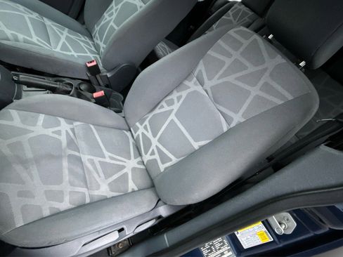 Used 2011 Ford Transit Connect XLT Premium image 28