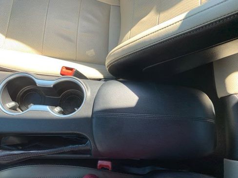 Used 2023 Ford Mustang GT Premium image 36