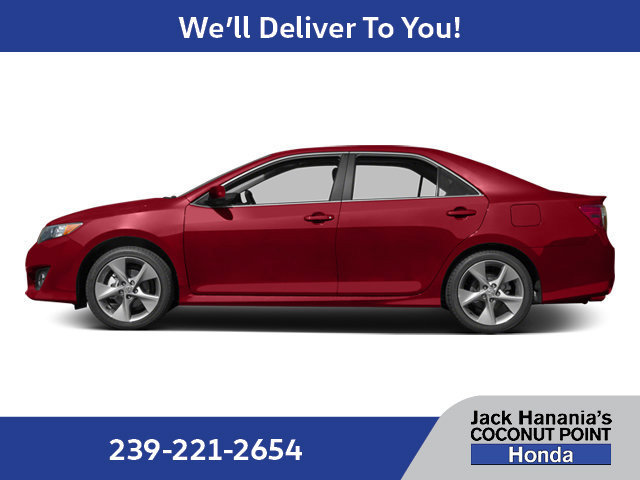Used 2013 Toyota Camry SE FWD image 3