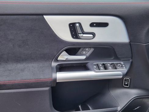 New 2026 Mercedes-Benz GLA 35 AMG 4MATIC image 10