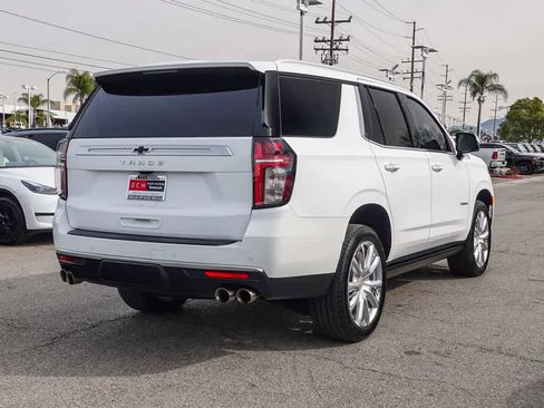 Used 2024 Chevrolet Tahoe High Country w/ Premium Package image 4