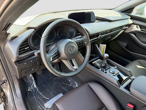 New 2026 MAZDA MAZDA3 2.5 S Hatchback w/ Premium Pkg FWD image 27