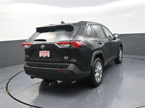 New 2025 Toyota RAV4 XLE Premium image 7