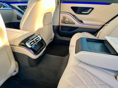 Certified 2024 Mercedes-Benz S 580 4MATIC Sedan image 33