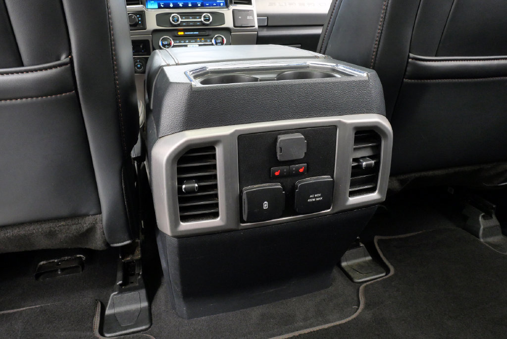 Used 2022 Ford F350 Platinum w/ Tremor Off-Road Package AWD/4WD image 23