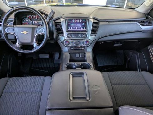 Used 2019 Chevrolet Tahoe LS image 12