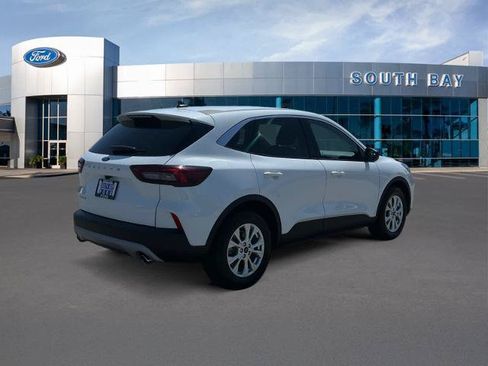 Certified 2023 Ford Escape Active FWD image 5