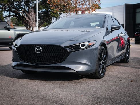 Certified 2025 MAZDA MAZDA3 2.5 S Hatchback w/ Premium Pkg image 5