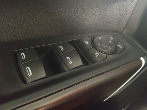 Used 2019 GMC Sierra 1500 SLT w/ SLT Premium Package image 27