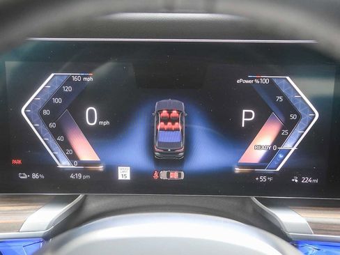 Used 2025 BMW i7 eDrive50 w/ M Sport Package image 19