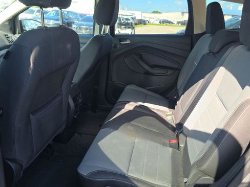 Used 2014 Ford Escape SE w/ Equipment Group 201A FWD image 16