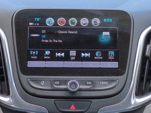 Used 2018 Chevrolet Equinox Premier FWD image 14