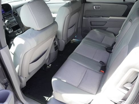 Used 2015 Honda Pilot SE image 29