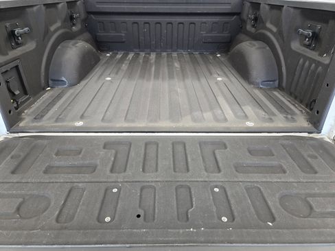 Certified 2022 Ford F150 XLT w/ Equipment Group 302A High image 31