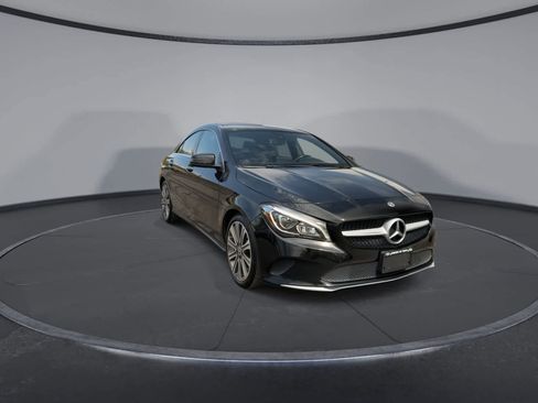 Used 2019 Mercedes-Benz CLA 250 4MATIC image 2
