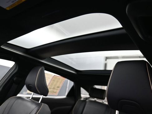 Certified 2024 Toyota Crown Platinum image 21