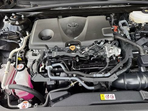 Used 2025 Toyota Camry LE image 34