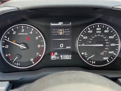 Used 2024 Subaru Crosstrek 2.5i Limited w/ Crosstrek Mirror Package AWD/4WD image 21