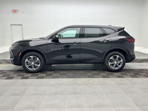 New 2026 Chevrolet Blazer LT w/ LPO, Floor Liner Package AWD/4WD image 2