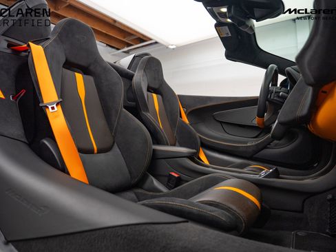 Used 2019 McLaren 570S Base image 24