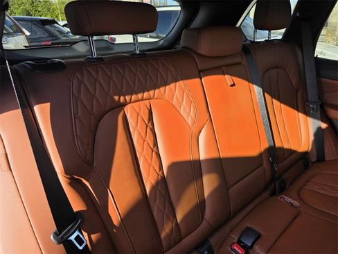 Used 2024 BMW X5 xDrive40i w/ M Sport Package image 24