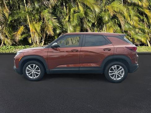 Used 2021 Chevrolet TrailBlazer LS FWD image 8