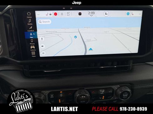 Used 2024 Jeep Wrangler High Altitude image 42