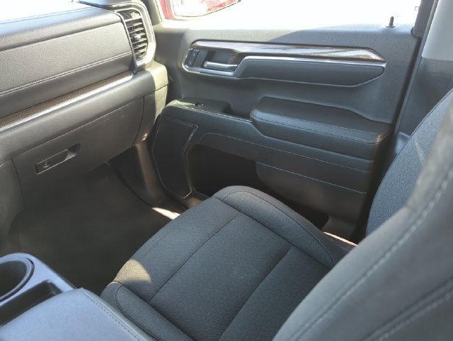 Used 2024 Chevrolet Silverado 1500 LT w/ Protection Package RWD image 27