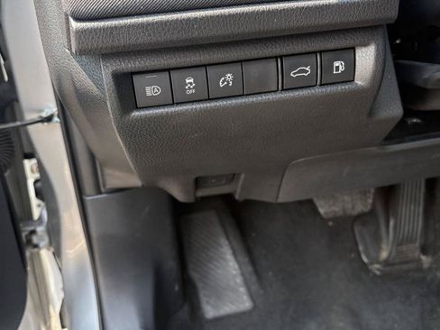Used 2025 Toyota Camry LE FWD image 17