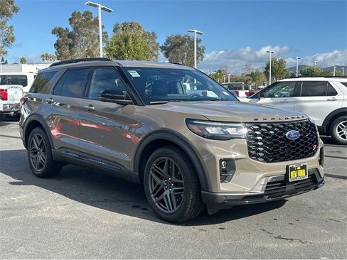 New 2026 Ford Explorer ST image 3