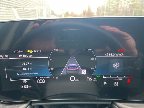 Used 2025 Audi Q5 Premium Plus w/ Premium Plus image 54