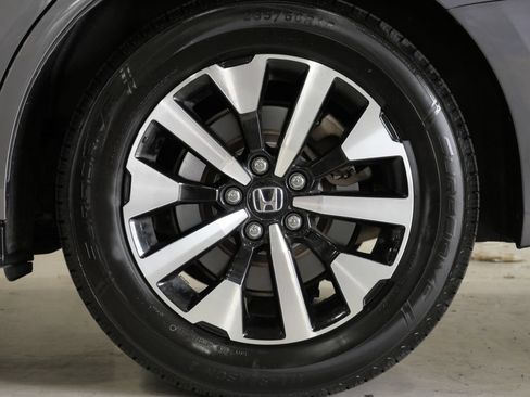 Used 2025 Honda Odyssey EX-L image 10