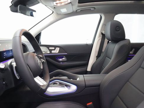 New 2026 Mercedes-Benz GLS 450 4MATIC image 13