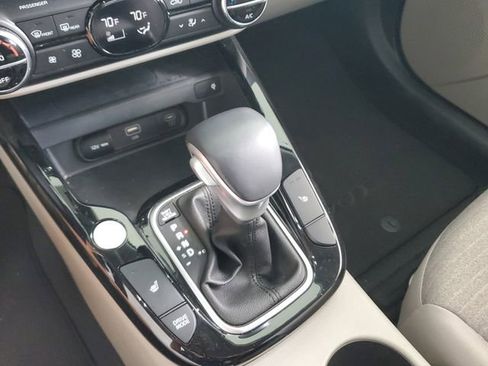 Certified 2023 Kia Soul EX image 28