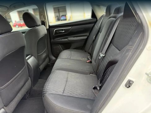 Used 2018 Nissan Altima 2.5 SV FWD image 21