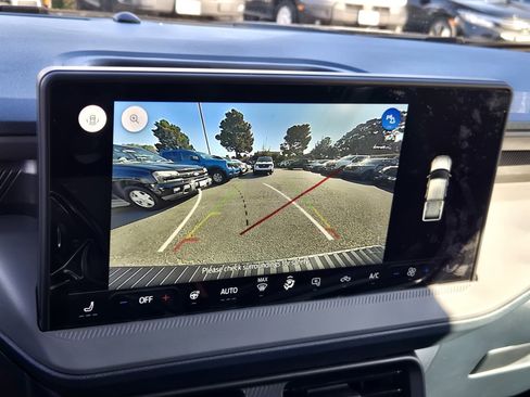 New 2025 Ford Maverick XLT w/ XLT Luxury Package image 9