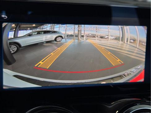 New 2026 Mercedes-Benz GLB 250 image 22