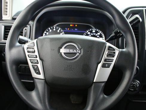 Used 2023 Nissan Titan SV w/ Accessory Utility Package AWD/4WD image 14