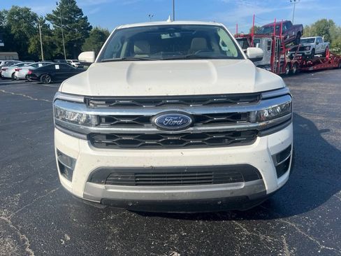 Used 2024 Ford Expedition Limited RWD image 7