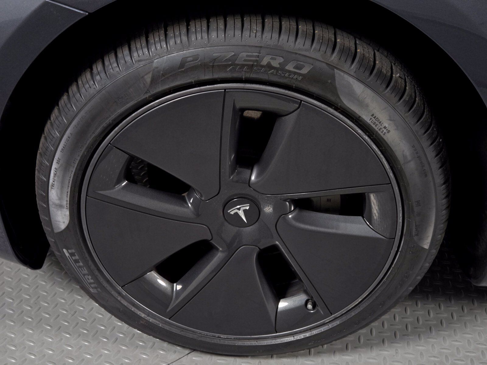 Used 2023 Tesla Model 3 Standard Range RWD image 9