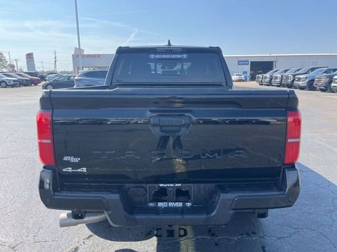 Used 2025 Toyota Tacoma SR5 w/ SR5 Upgrade Package image 5