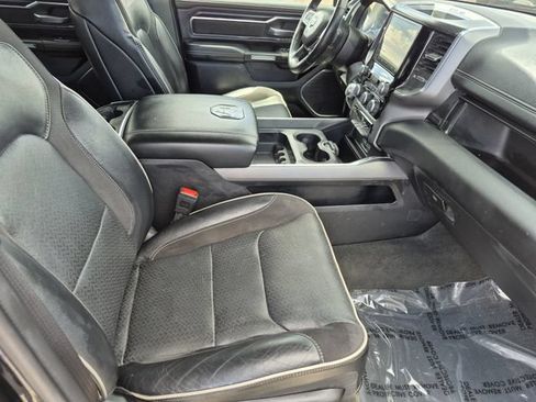 Used 2024 RAM 1500 Laramie AWD/4WD image 22