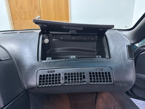 Used 1993 Chevrolet Corvette Coupe image 35